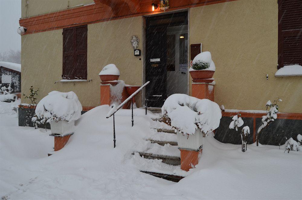 Albergo Chiara Savignone Exterior foto