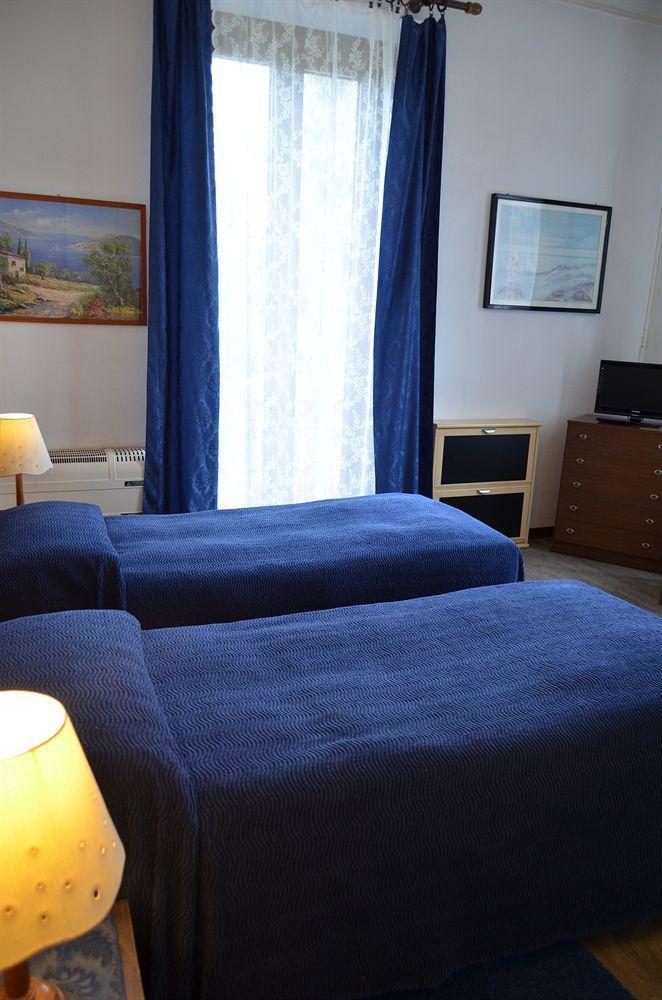 Albergo Chiara Savignone Exterior foto