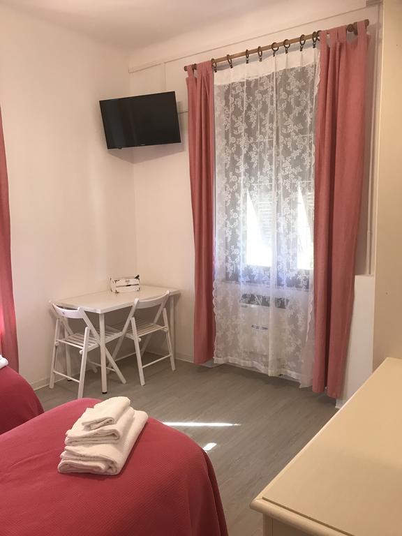 Albergo Chiara Savignone Exterior foto
